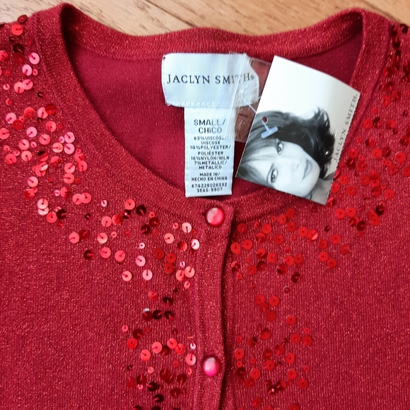Jaclyn Smith Red Metallic Button up Sweater Cardigan -  Valentine's Day Perfect - Picture 3 of 9